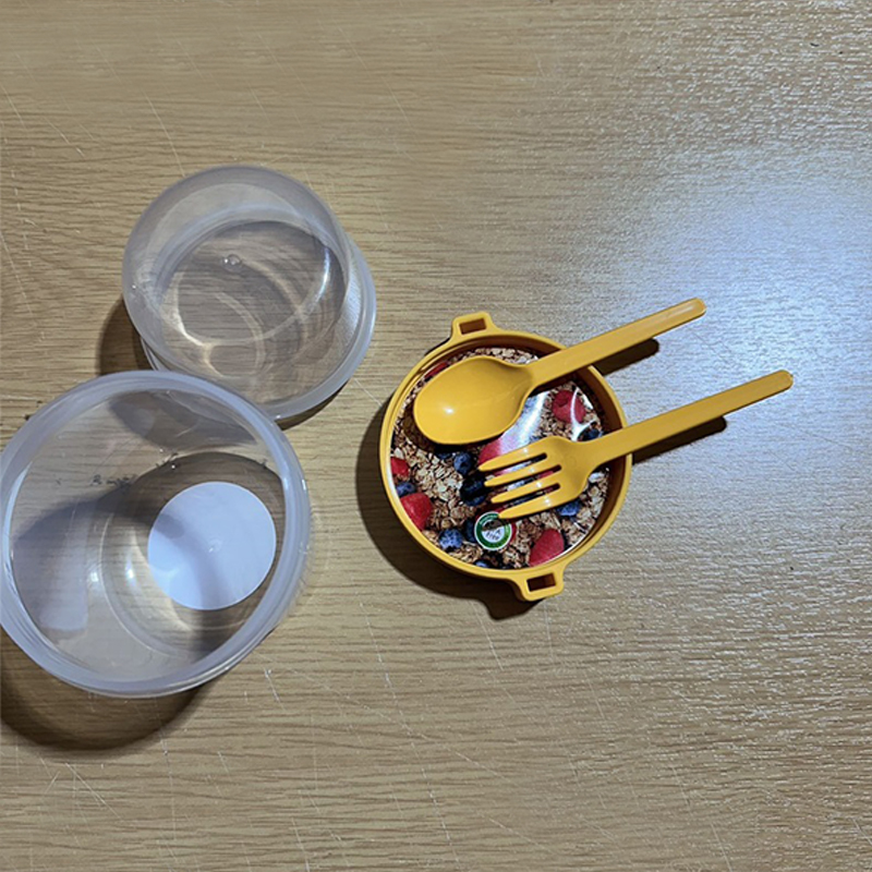 650ml Muesli Container Reusable Yogurt Pot Oatmeal Jar - Random Colour